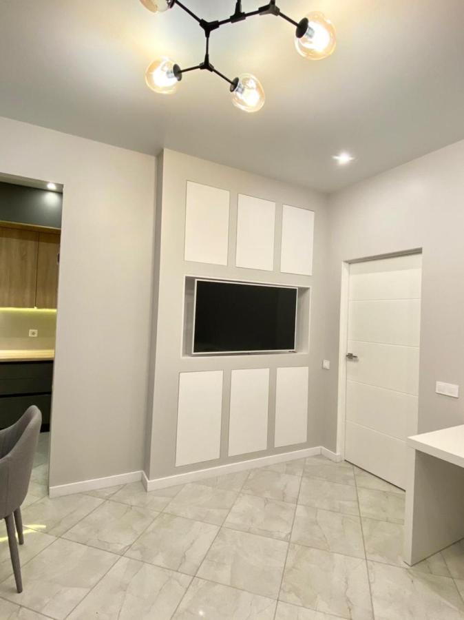 Vip Apartment In Odessa Екстериор снимка