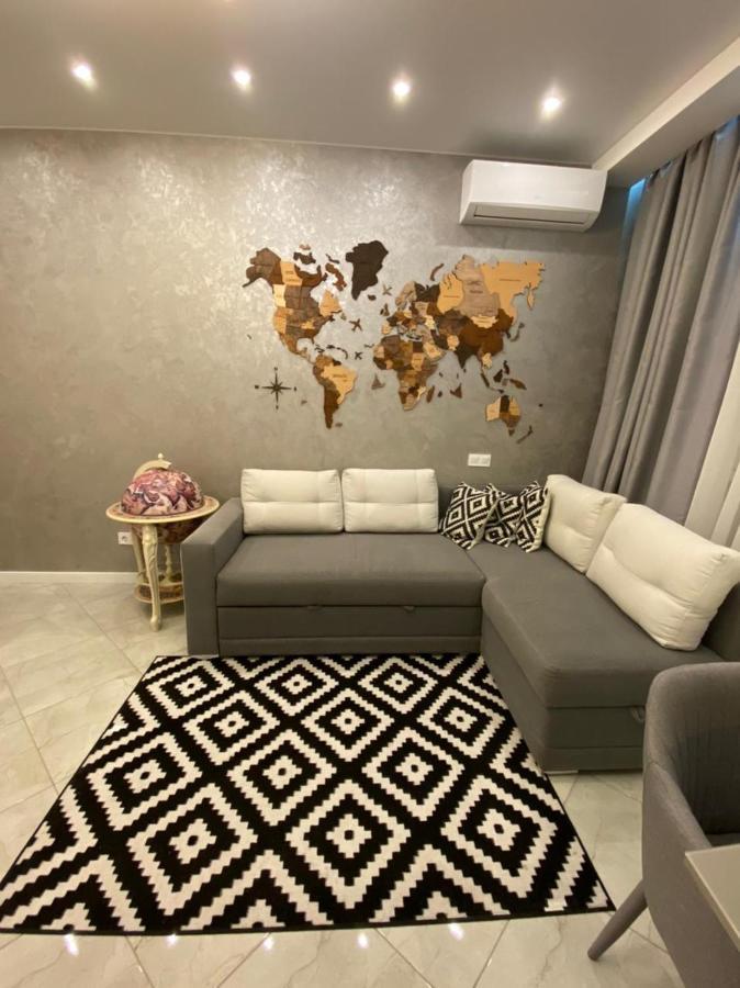 Vip Apartment In Odessa Екстериор снимка