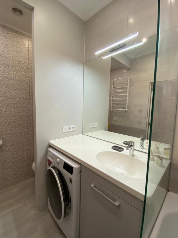 Vip Apartment In Odessa Екстериор снимка
